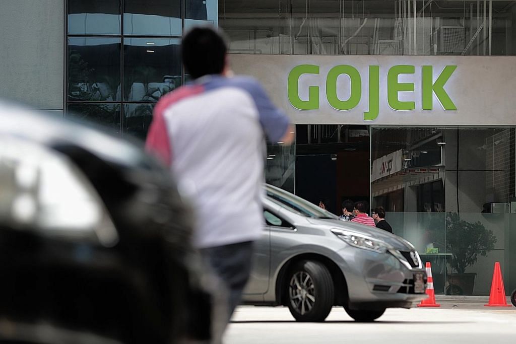 120 pemandu kereta Gojek digantung tugas dek guna aplikasi versi diubah