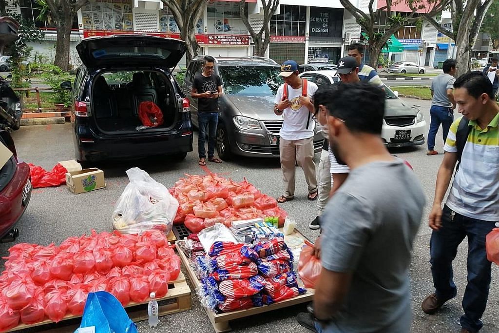Peniaga agih 500 paket makanan buat pekerja asing terkesan dengan virus