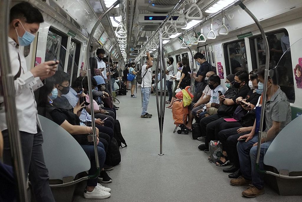 MRT, jalan raya kian sibuk dek warga mula ke sekolah, pejabat