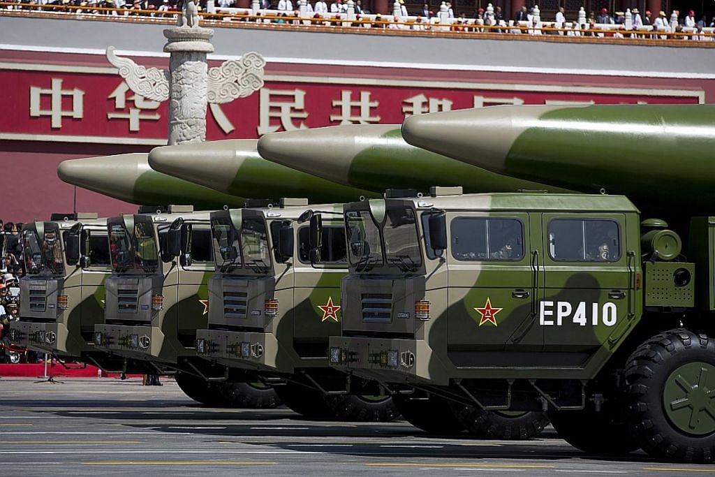 China lancar peluru berpandu, AS umum sekatan dagang