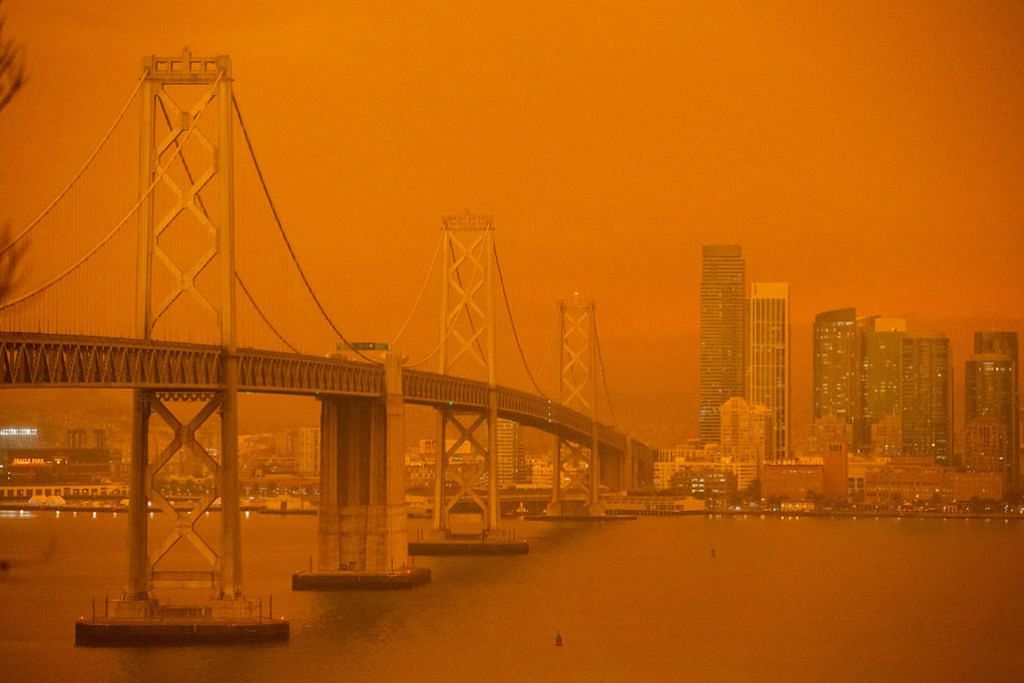 Langit California bertukar jingga dek kebakaran liar