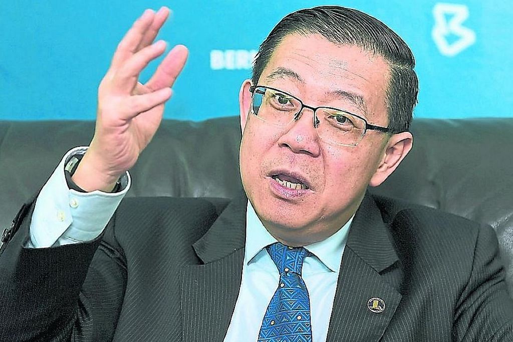 Bolehkah 'sentuhan ajaib' Anwar cetus kerjasama Umno-DAP, bentuk kerajaan baru M'sia?