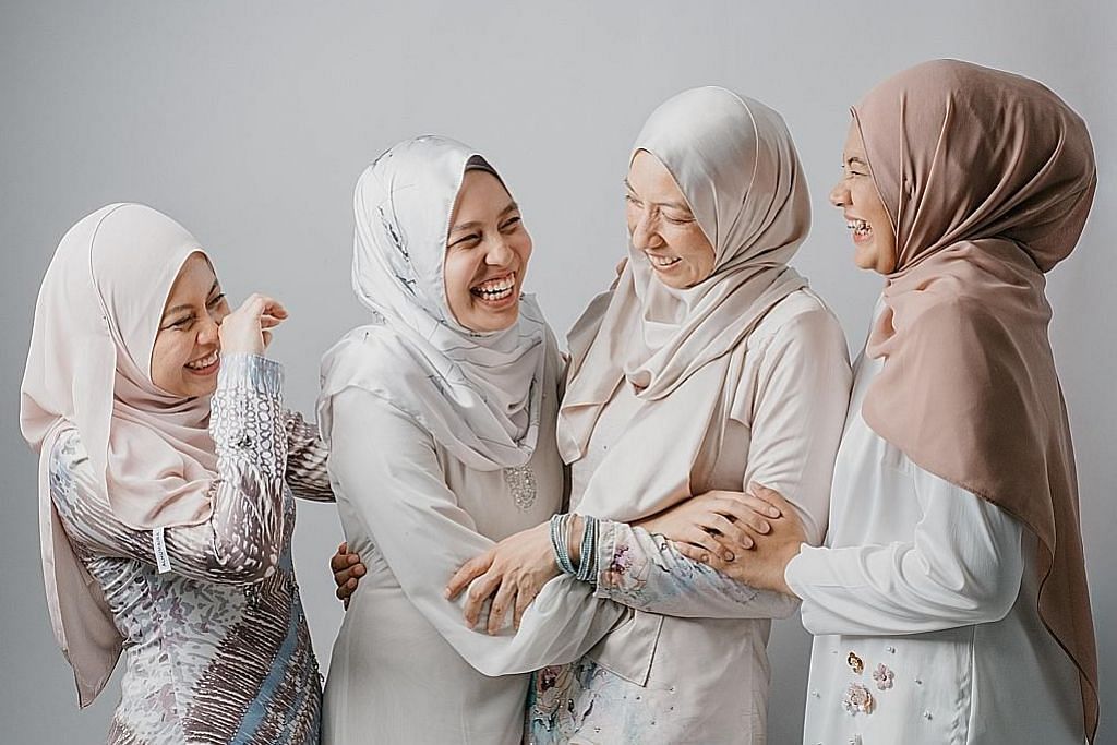 MOTIF BERBOHONG Islam ubah persepsi masyarakat terhadap wanita