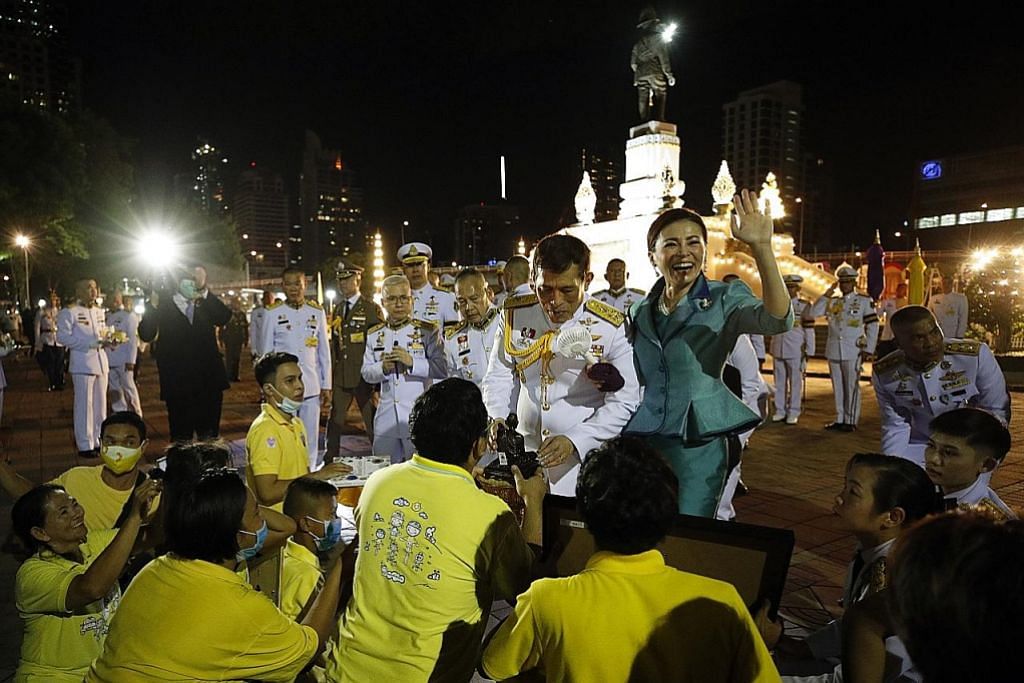 Kawalan raja Thai atas tentera, aset berbilion $ kini jadi tumpuan