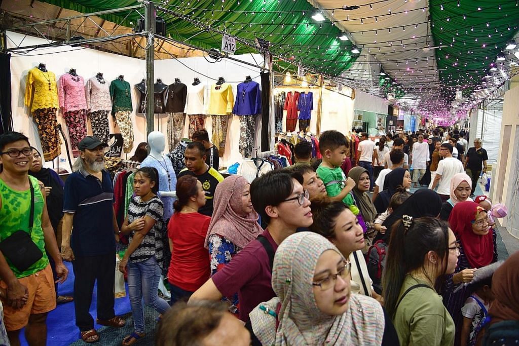  Bazar  Raya online  tawar pelbagai produk gaya hidup 