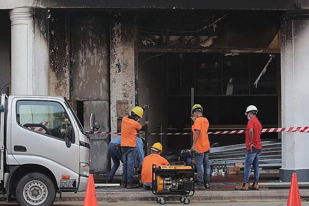 Warga Kenang 5 Yang Maut Dalam Nahas Ngeri Tanjong Pagar Berita Setempat Beritaharian Sg