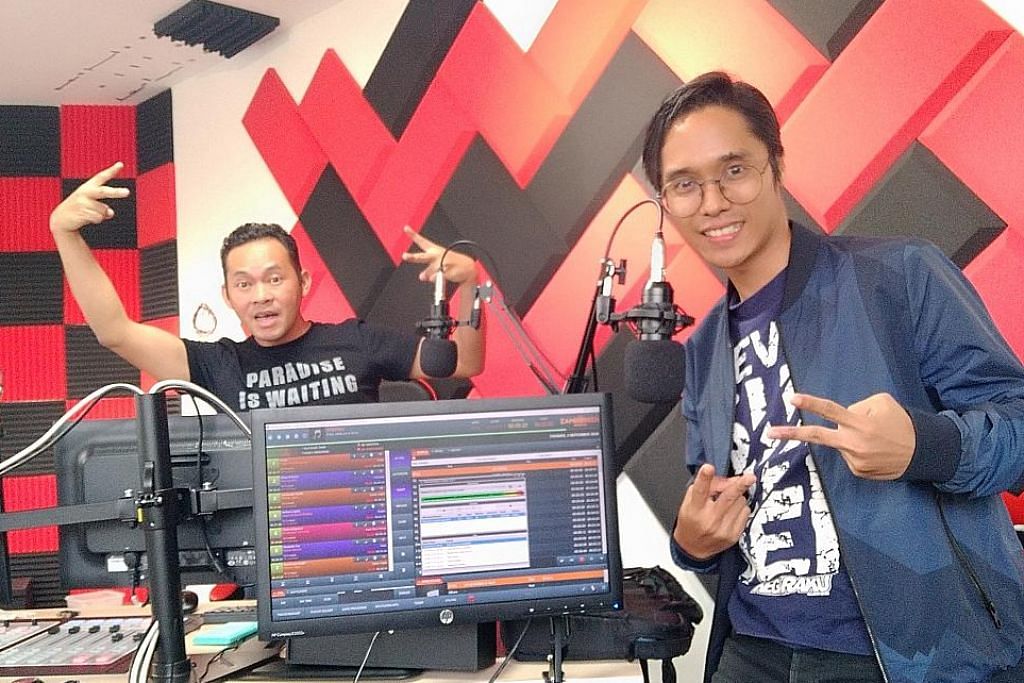 Carta 'gerek' Singapura di radio seberang Tambak