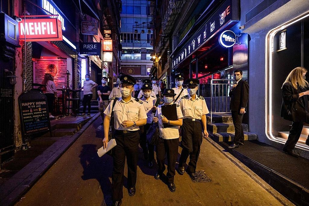 Hong Kong: Selebriti di kelompok kelab dansa