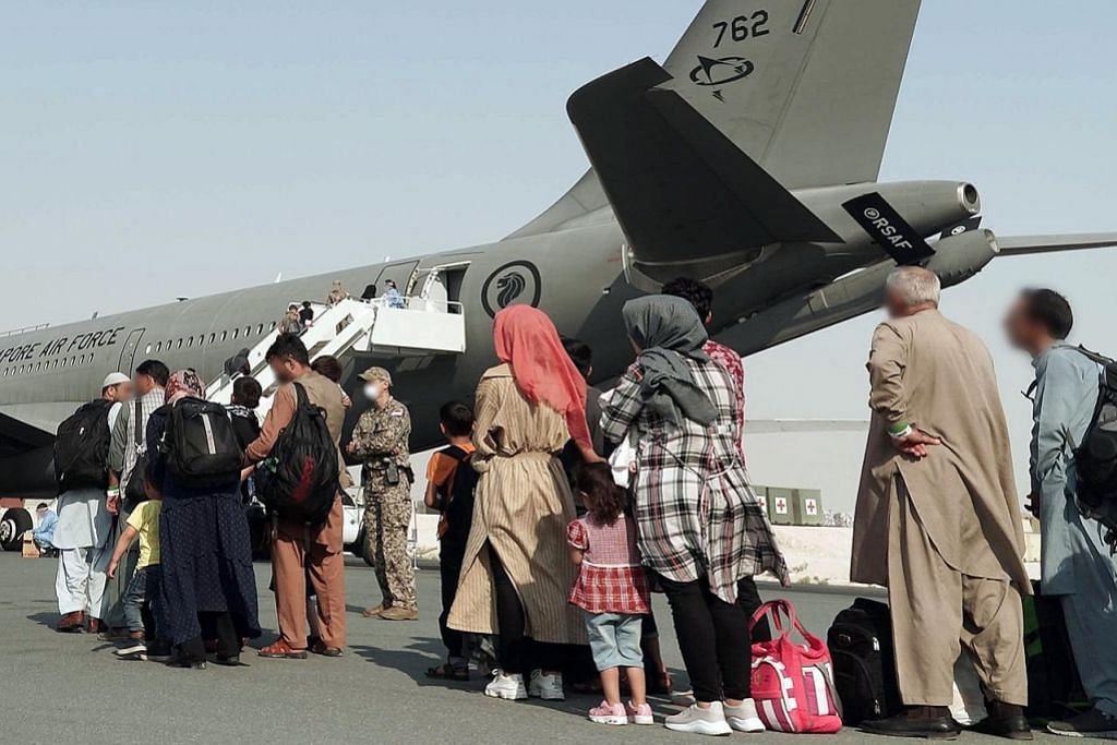 RSAF pindah 149 warga dari Afghanistan