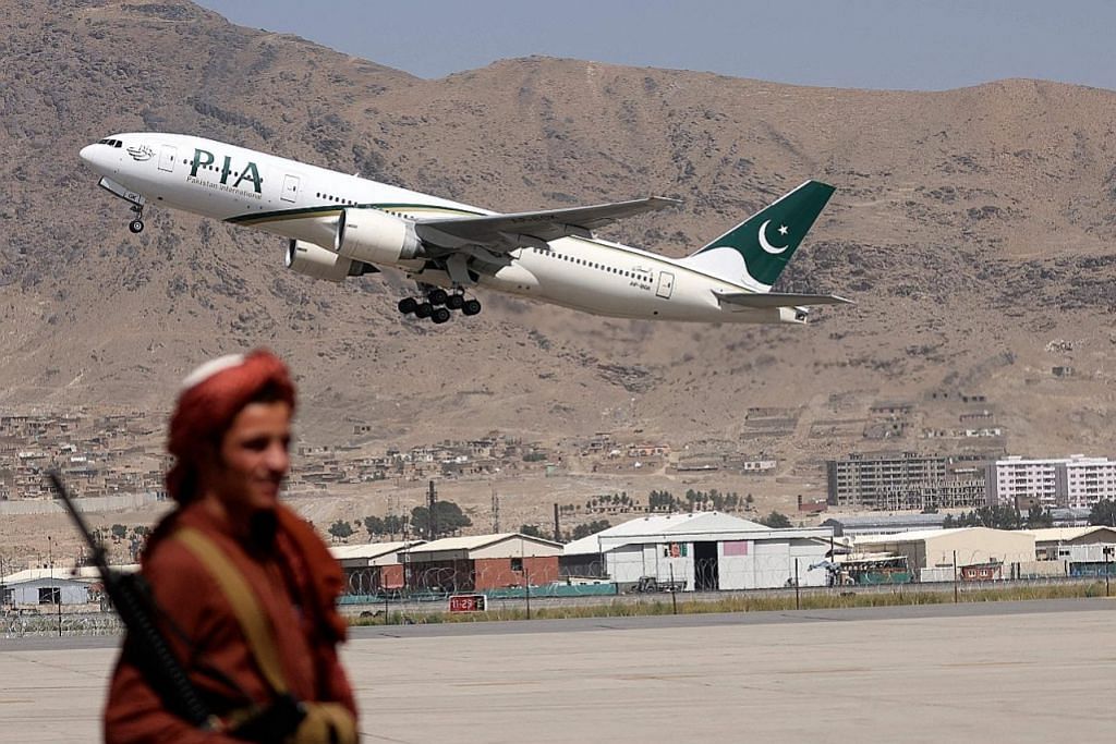 Taleban gesa syarikat penerbangan antarabangsa sambung terbang ke Kabul