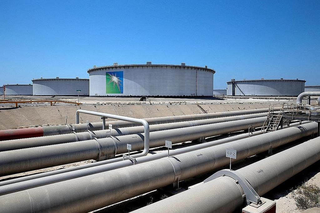 EKONOMI TAMBAH BAIK: GDP Arab Saudi dijangka meningkat dengan ketara kepada 7.6 peratus pada 2022 berikutan pendapatan minyak yang melambung tinggi.