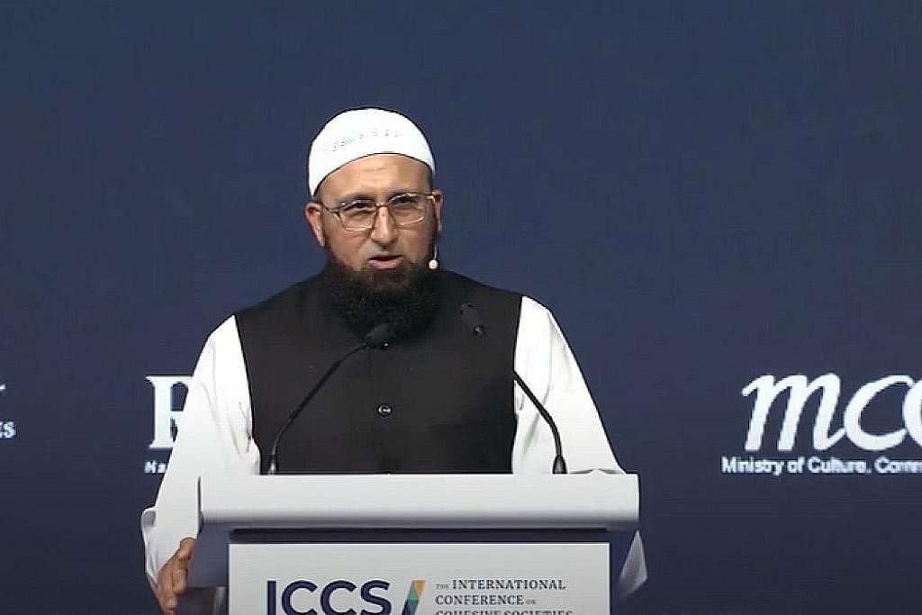 PENTINGNYA AKHLAK BAIK: Imam Uzair Akbar berkata kelakuan yang baik amat penting dalam mencapai kesepaduan sosial. - Foto ICCS