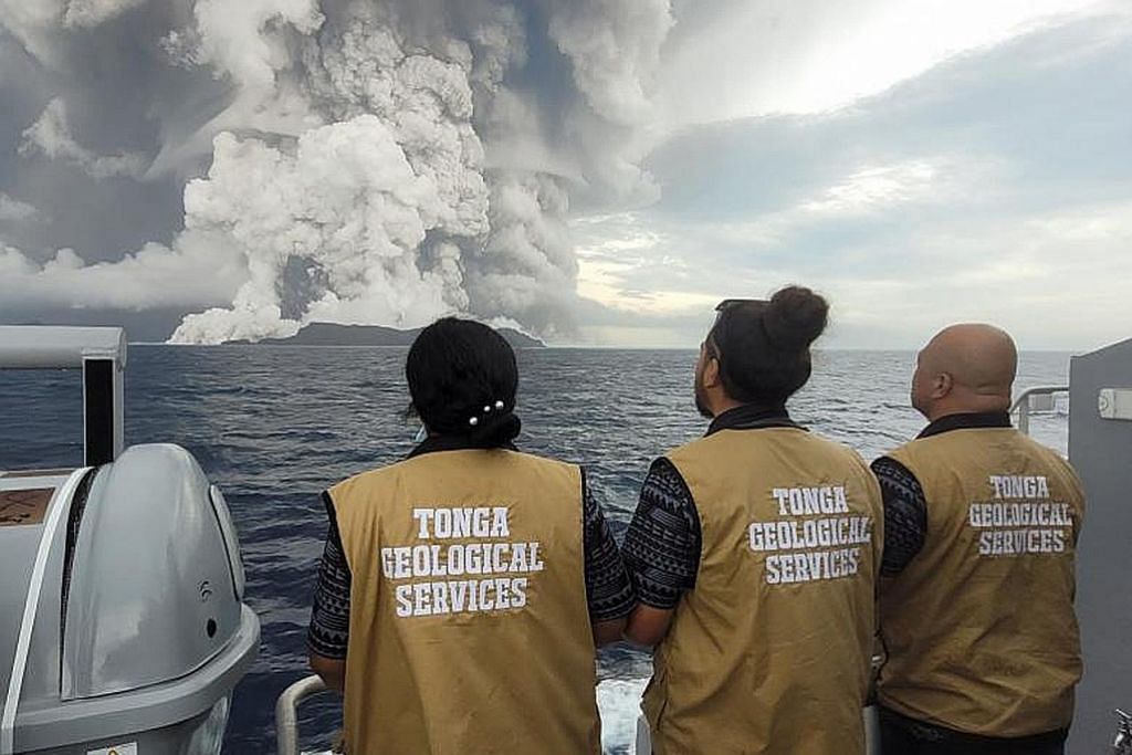 Ibu kota Tonga alami kemusnahan besar akibat letupan gunung berapi dasar laut