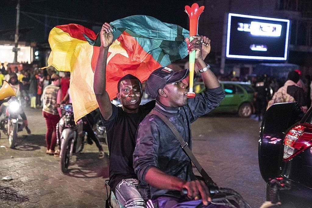 6 maut dalam insiden rempuhan penyokong; cemari kemenangan Cameroon