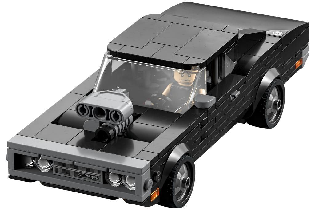 KERETA MAINAN: Kereta 76912 Fast & Furious 1970 Dodge Charger R/T disertakan dengan patung mini watak Dominic Toretto. – Foto THE LEGO GROUP