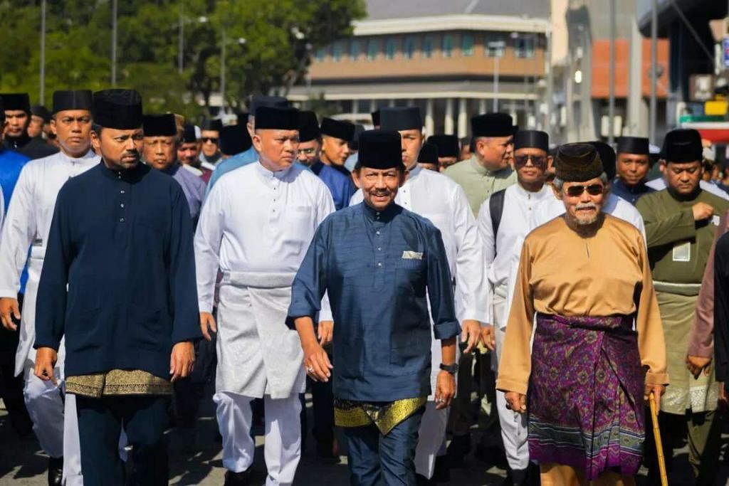 Sultan Brunei Ketuai Sambutan Maulidur Rasul, Berita Dunia